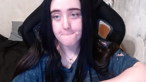 Snapshot of show_for_you chatting on March 4, 2:38 am show_for_you online show from March 4, 2:38 am