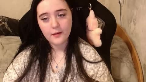 Snapshot of show_for_you chatting on September 25, 1:37 pm show_for_you online show from September 25, 1:37 pm