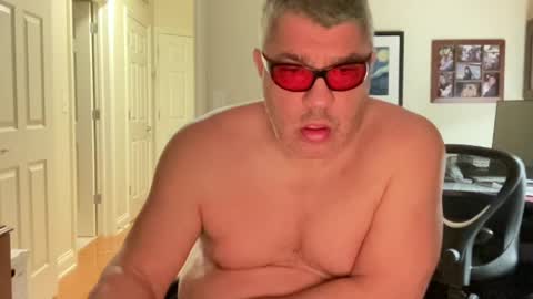 Chicago Guy online show from July 9, 5:11 am