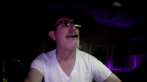 shrewtamer online show from December 6, 9:21 am