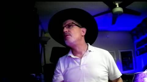 shrewtamer online show from December 7, 5:37 am