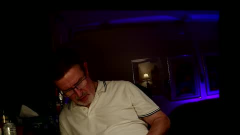 shrewtamer online show from October 11, 2:55 am