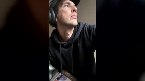 Snapshot of shrimp_stuck chatting on June 26, 3:38 pm shrimp_stuck online show from June 26, 3:38 pm