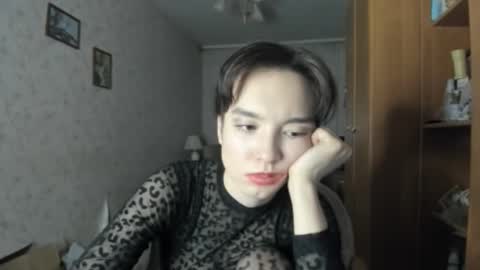 Snapshot of shtuchka2000 chatting on November 30, 7:40 pm shtuchka2000 online show from November 30, 7:40 pm