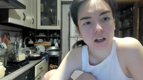 Snapshot of shtuchka2000 chatting on March 15, 8:15 pm shtuchka2000 online show from March 15, 8:15 pm