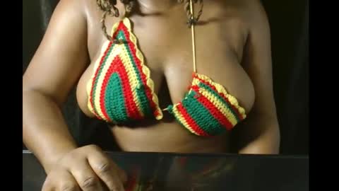 Snapshot of shuga05 chatting on September 10, 4:23 am Shuga online show from September 10, 4:23 am