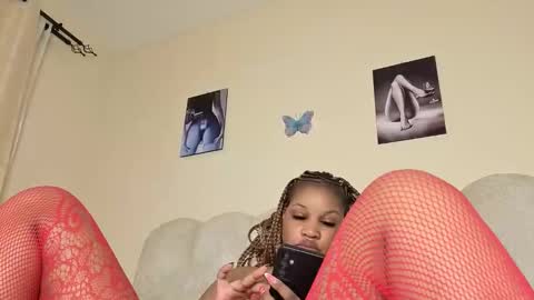 Snapshot of shugacubee chatting on May 29, 7:01 pm EVA online show from May 29, 7:01 pm