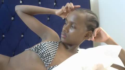 shugar7260 online show from December 5, 9:51 am