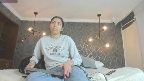 ZUMY ANGELS online show from October 26, 4:40 am