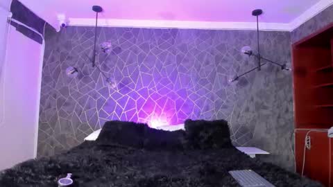 ZUMY ANGELS online show from December 22, 10:51 pm