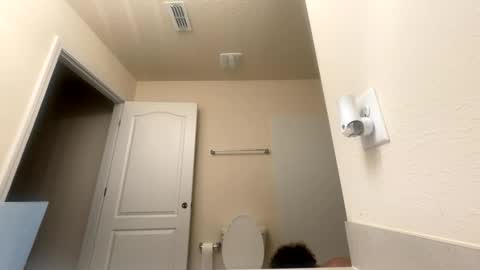 Snapshot of shurthingxx chatting on February 17, 8:19 am shurthingxx online show from February 17, 8:19 am