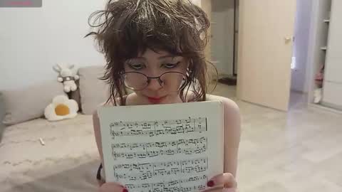 Snapshot of shushencii chatting on October 13, 4:51 pm Aria online show from October 13, 4:51 pm