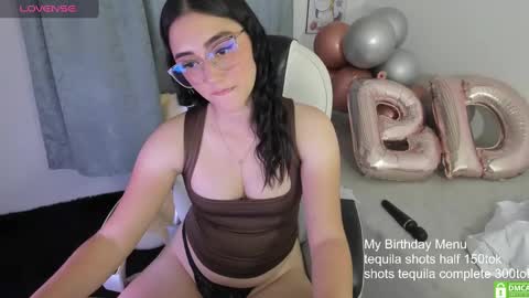 Nahomy online show from January 18, 4:59 am