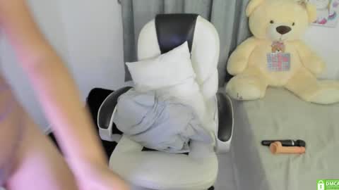 Nahomy online show from January 31, 6:13 am