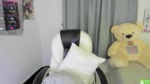 Nahomy online show from February 5, 6:13 am