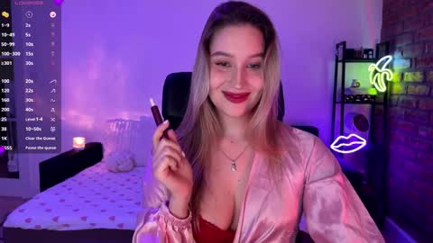 Snapshot of shy_bee chatting on December 22, 12:18 am Alice online show from December 22, 12:18 am