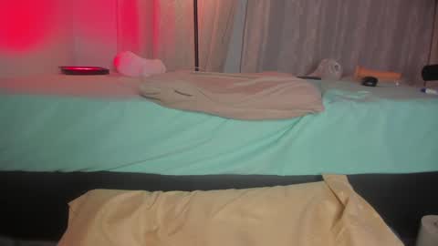 Snapshot of shy_booty18 chatting on January 30, 3:33 am Katya online show from January 30, 3:33 am