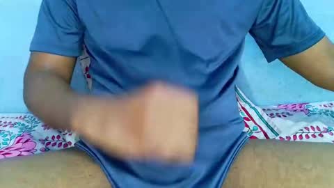 shyeyes online show from February 17, 8:30 am