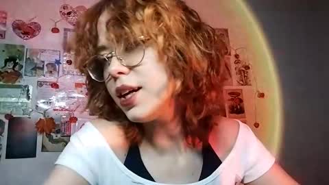 Milena online show from November 12, 1:11 pm