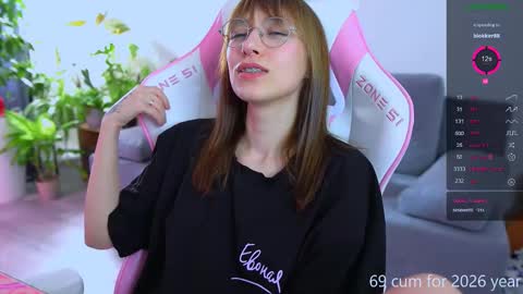  HI i am Marcy online show from March 13, 10:33 am