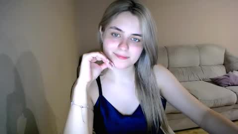 shy_sabrina_ online show from March 23, 10:47 pm