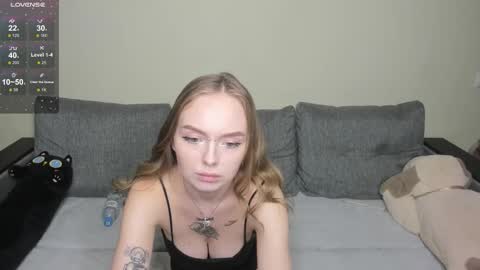 Melissa online show from October 7, 7:00 pm