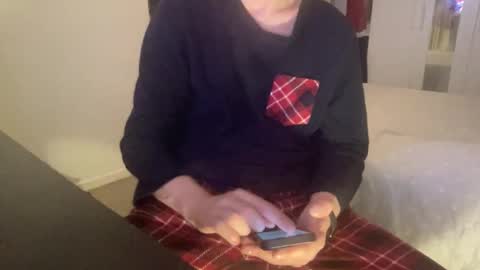 Snapshot of shyboy0533 chatting on November 1, 8:55 pm shyboy0533 online show from November 1, 8:55 pm