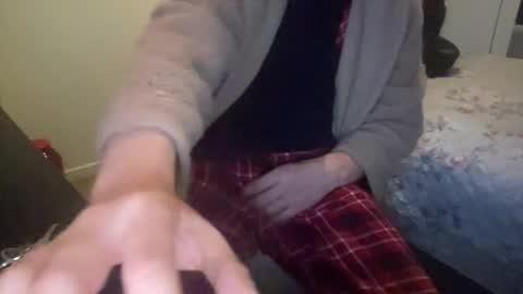 Snapshot of shyboy0533 chatting on November 8, 7:12 pm shyboy0533 online show from November 8, 7:12 pm