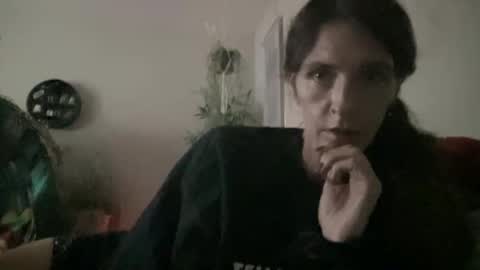 Snapshot of shydevil11 chatting on September 19, 11:33 am Trex online show from September 19, 11:33 am