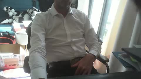 Snapshot of shyfrenchcock chatting on October 9, 9:40 am shyfrenchcock online show from October 9, 9:40 am