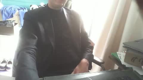 Snapshot of shyfrenchcock chatting on January 19, 9:02 am shyfrenchcock online show from January 19, 9:02 am