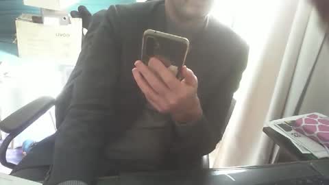 Snapshot of shyfrenchcock chatting on February 13, 10:22 am shyfrenchcock online show from February 13, 10:22 am