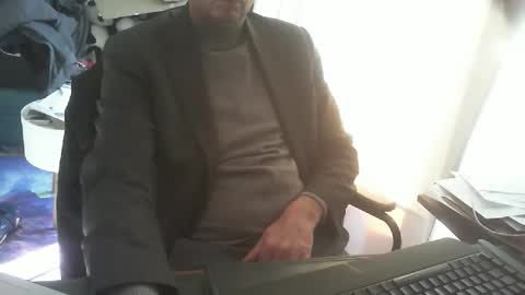 Snapshot of shyfrenchcock chatting on March 16, 8:29 am shyfrenchcock online show from March 16, 8:29 am