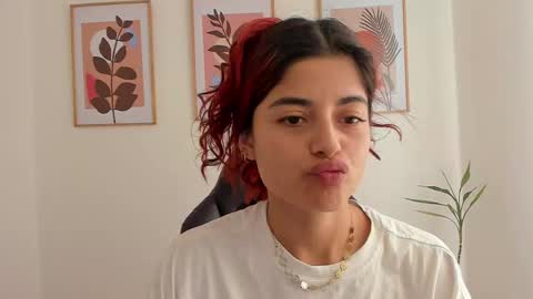 shylittlebunny online show from February 25, 7:25 pm