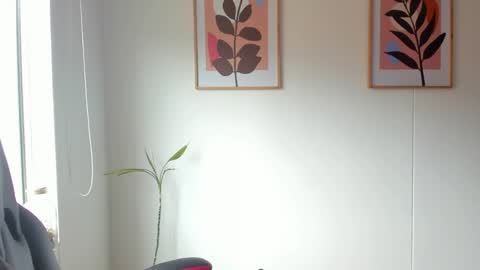 Snapshot of shylittlebunny chatting on May 30, 3:09 pm shylittlebunny online show from May 30, 3:09 pm