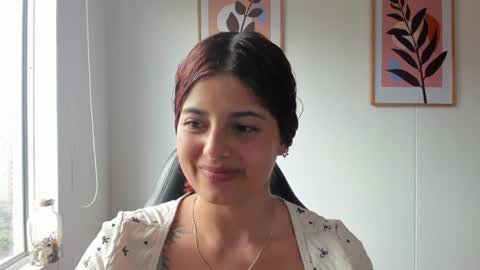 Snapshot of shylittlebunny chatting on June 23, 2:04 pm shylittlebunny online show from June 23, 2:04 pm