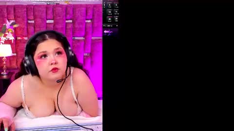 Shyly online show from July 21, 5:21 am