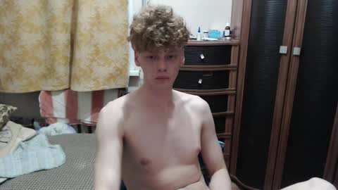 Snapshot of shyredstar chatting on February 20, 6:13 pm Tom and Betty online show from February 20, 6:13 pm