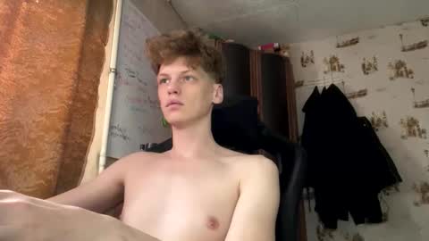 Snapshot of shyredstar chatting on December 14, 7:36 am Tom and Betty online show from December 14, 7:36 am