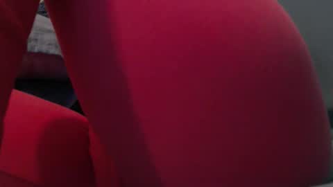 Snapshot of shyvelvet chatting on November 18, 11:15 pm shyvelvet online show from November 18, 11:15 pm