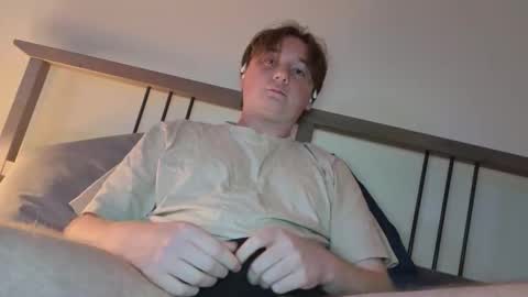 shyyguyy1455 online show from June 1, 11:34 am