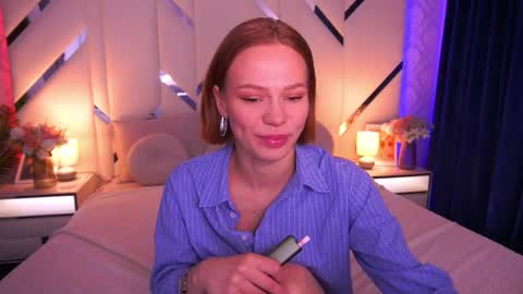 Snapshot of shyysiren chatting on May 21, 7:04 am shyysiren online show from May 21, 7:04 am