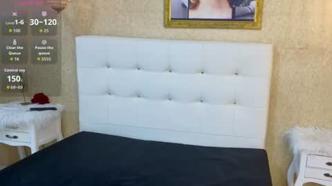 Snapshot of siacavali chatting on June 30, 11:55 am Sia online show from June 30, 11:55 am