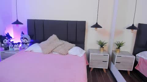 Snapshot of sialilith chatting on November 10, 8:08 pm Lilith online show from November 10, 8:08 pm