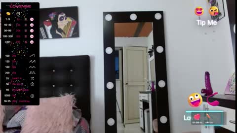 siamarlin online show from December 4, 7:45 pm