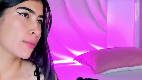 Siara and Zoe tattoo online show from May 16, 12:51 am