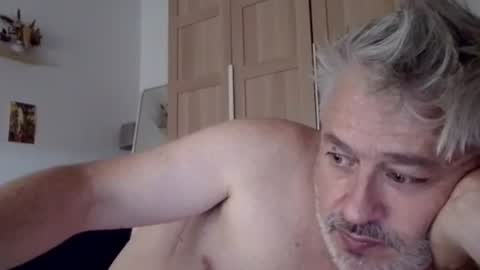 Snapshot of sibemolx chatting on June 17, 1:12 pm sibemolx online show from June 17, 1:12 pm