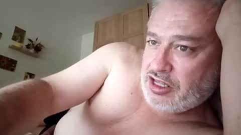 Snapshot of sibemolx chatting on July 16, 3:29 pm sibemolx online show from July 16, 3:29 pm