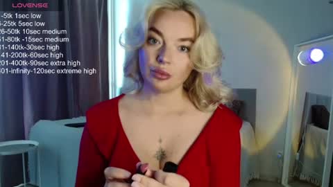 Snapshot of siberian_girl_ chatting on June 22, 5:48 am Eva online show from June 22, 5:48 am