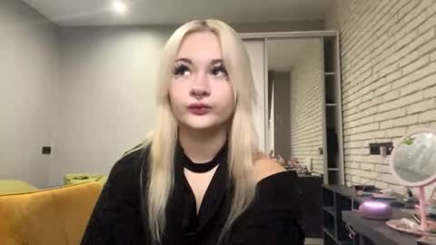 Viki online show from December 17, 12:11 pm